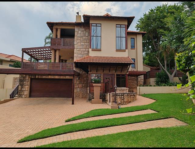 4 BEDROOM FREESTANDING FOR SALE IN BIRDWOOD ESTATE